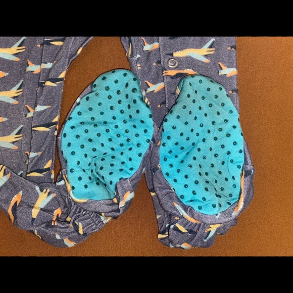 ✈️Kozi & Co Footsie✈️ - Picture 4 of 6